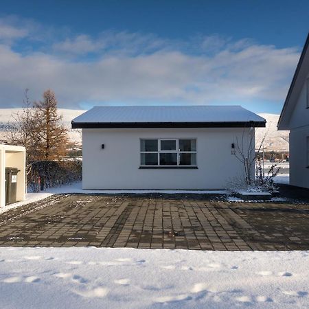 Old Town Modern Apartment Akureyri Exterior photo